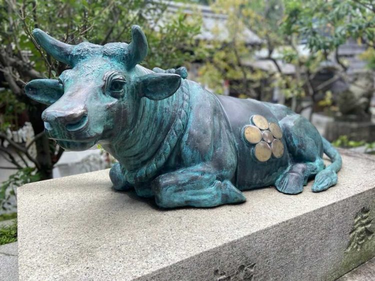 菅原院天満宮神社の「座牛」