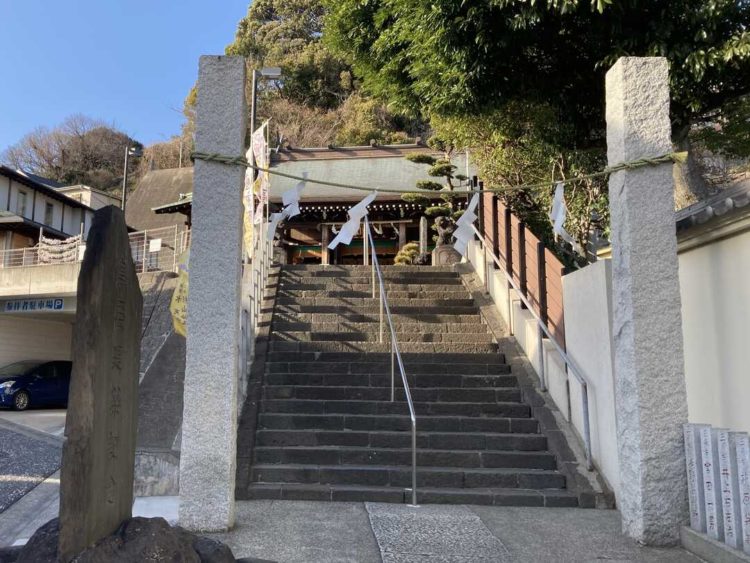 太田杉山神社・横浜水天宮に向かう前の階段
