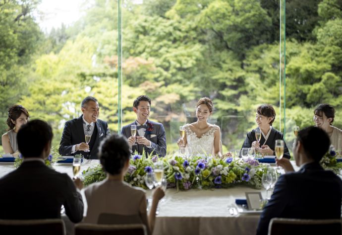 大阪市都島区で結婚式や披露宴を行う「太閤園」の家族婚の様子