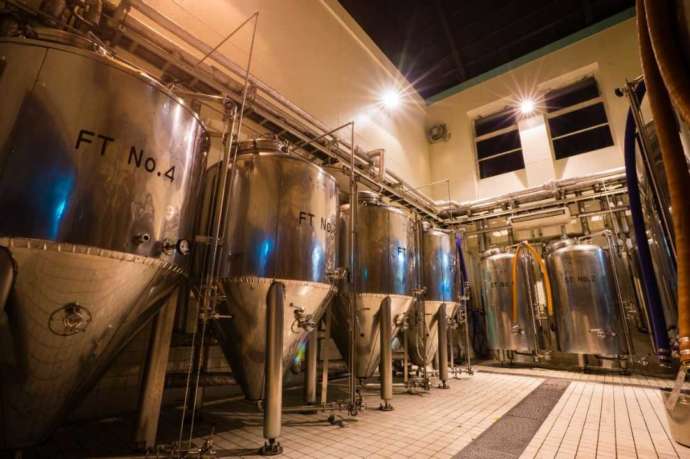 胎内高原ビール園の醸造室内