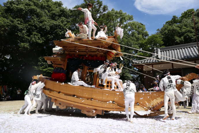 太子町の科長神社で行われる夏祭りの様子