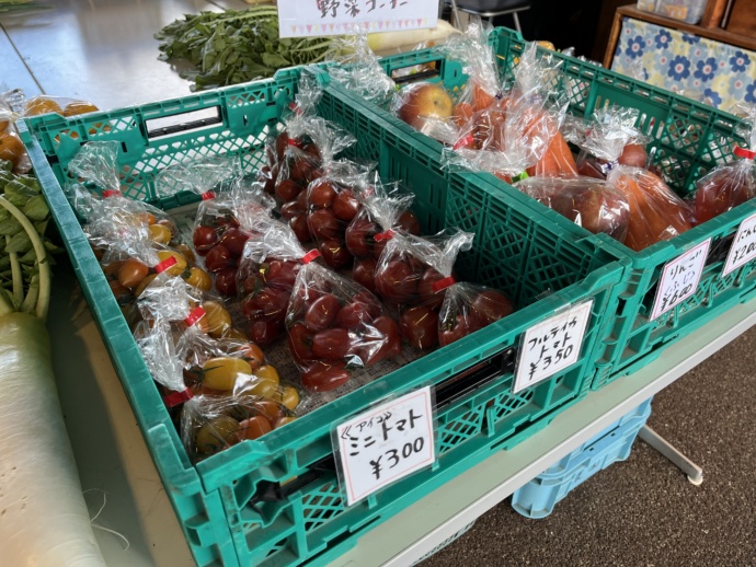 栃木県高根沢町の直売所で販売されるミニトマトの写真
