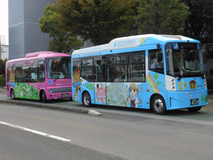 愛知県武豊町のコニュニティバス「ゆめころん」の写真