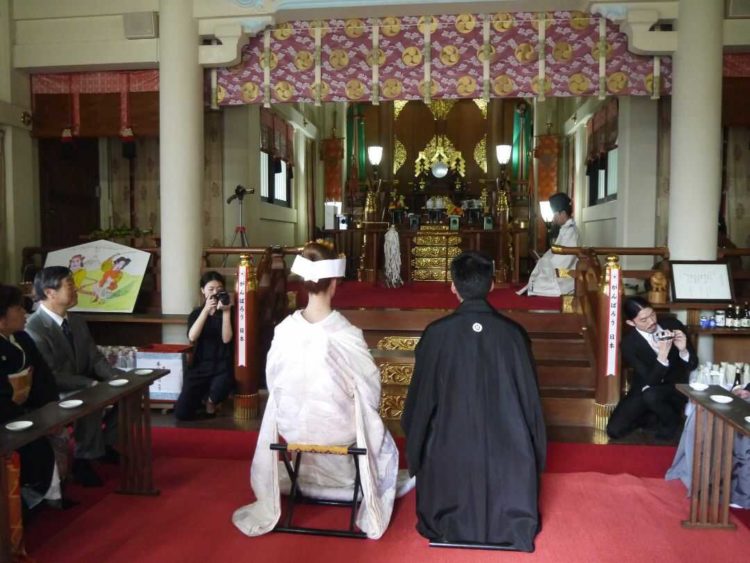 東京都世田谷区にある瀬田玉川神社での神前結婚式の様子