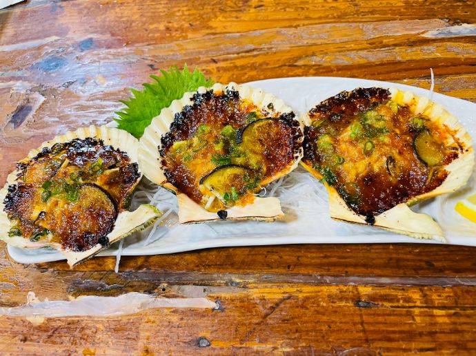 お食事処あしずりの「長太郎貝の黄金焼き」