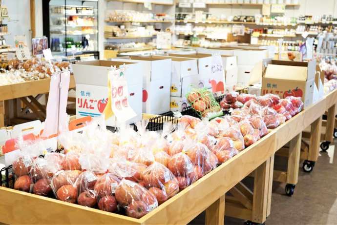 長野県下伊那郡豊丘村にある「道の駅 南信州とよおかマルシェ」で売られているりんご