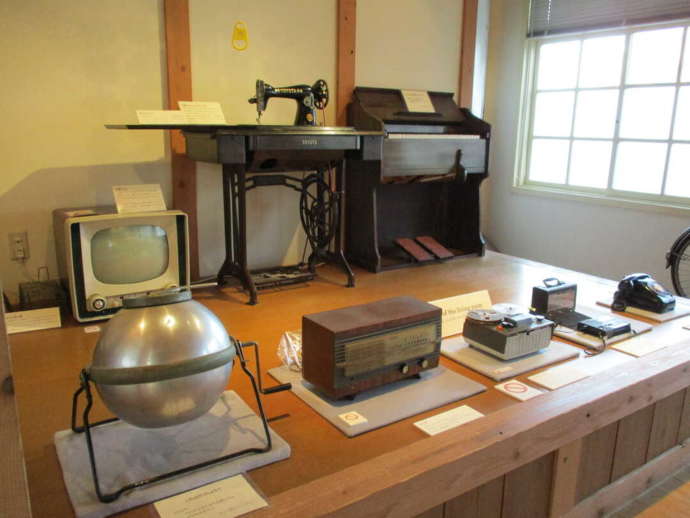豊田市近代の産業とくらし発見館で展示されている昭和の家電