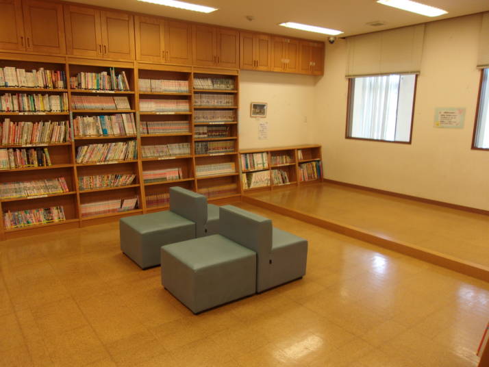 ひざおり児童館の図書室