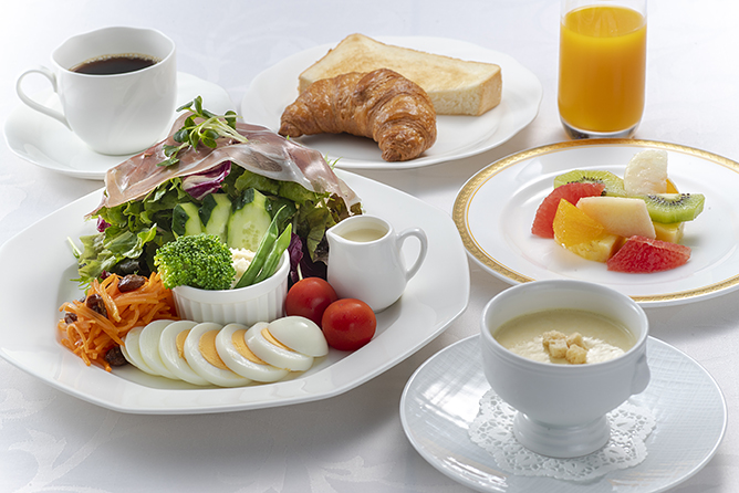 フルーツパーク富士屋ホテルで提供される朝食イメージ