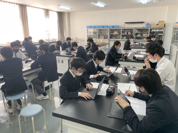 函館ラ・サール中学校・高等学校の授業風景