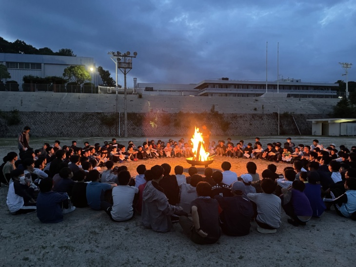 広島学院中学校・高等学校での中1キャンプの様子