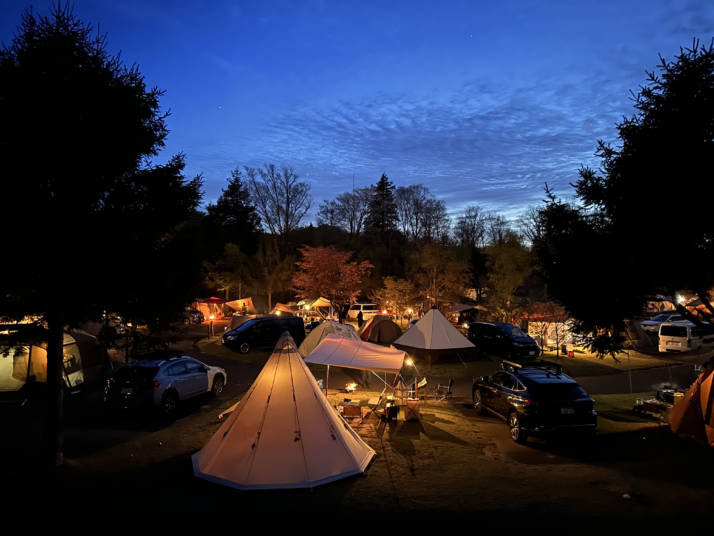 夕暮れ時の星の森オートキャンプ場