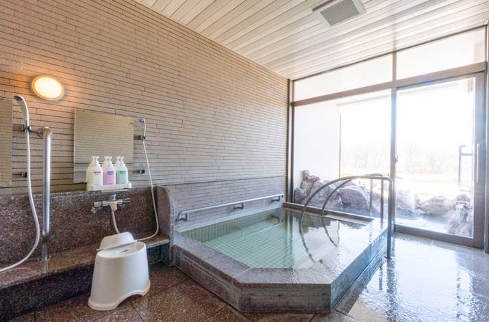「新冠温泉ホテルヒルズ」の貸切風呂