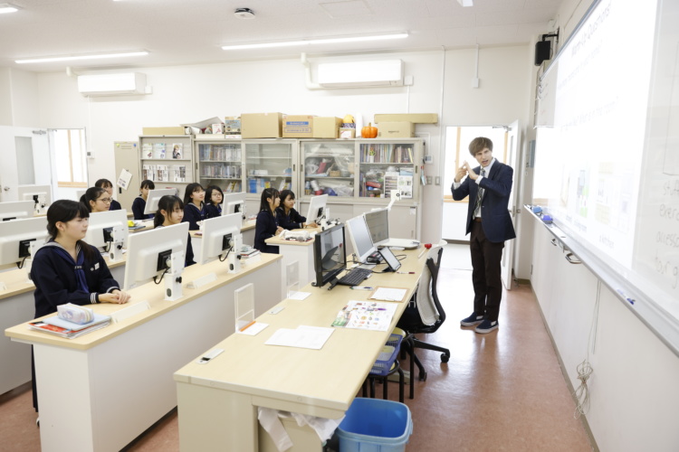 「日本女子大学附属中学校・高等学校」の授業風景