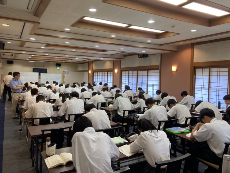 奈良学園高等学校の2年生の勉強合宿