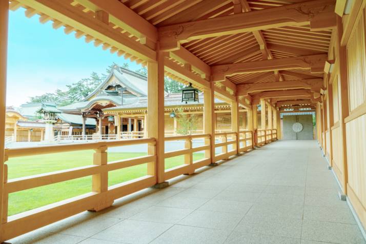 新潟縣護國神社の回廊