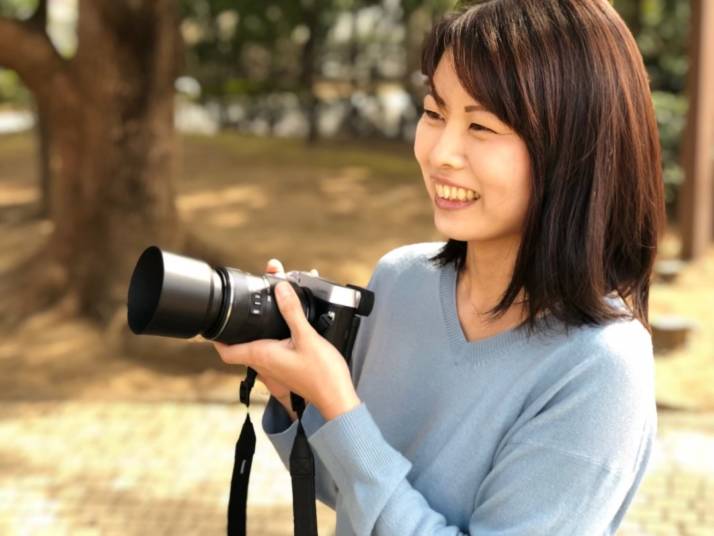 「photo studio ribbon」代表兼カメラマン・Photographer Ayumiさんの近影