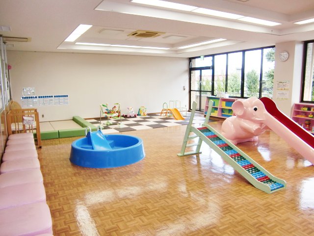 蕨市福祉・児童センターの乳幼児室