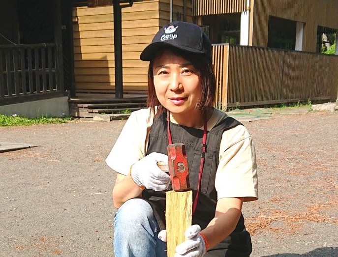 「ちがさき柳島キャンプ場」のスタッフ・飯田さん
